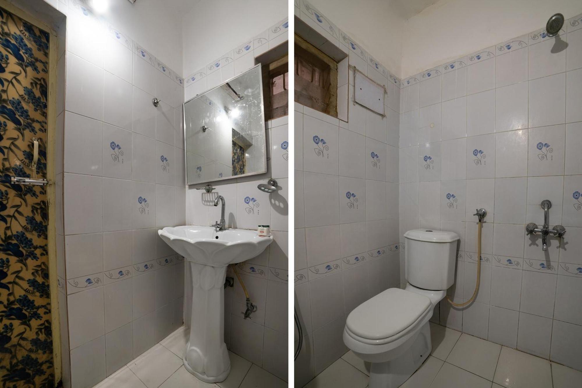 Oyo Th Guest House Hyderabad Exterior photo
